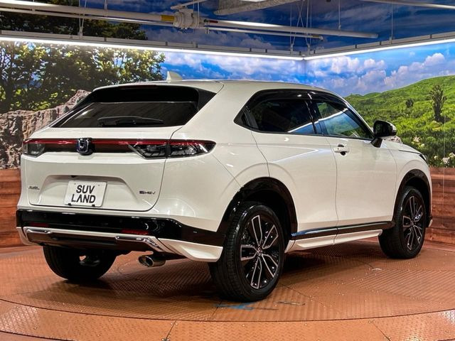 ☆全国のネクステージからお取り寄せが可能※!遠方の店舗に展示してあるクルマが気になる場合も、最寄りの店舗でご覧いただくことが可能です!是非私たちに要望をお聞かせください!※別途費用