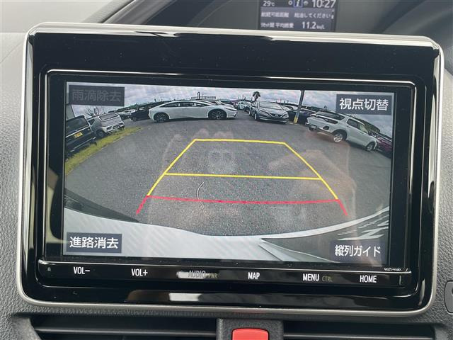 エスクァイア2.0 Gi プレミアムパッケージ ブラックテイラード 4WD