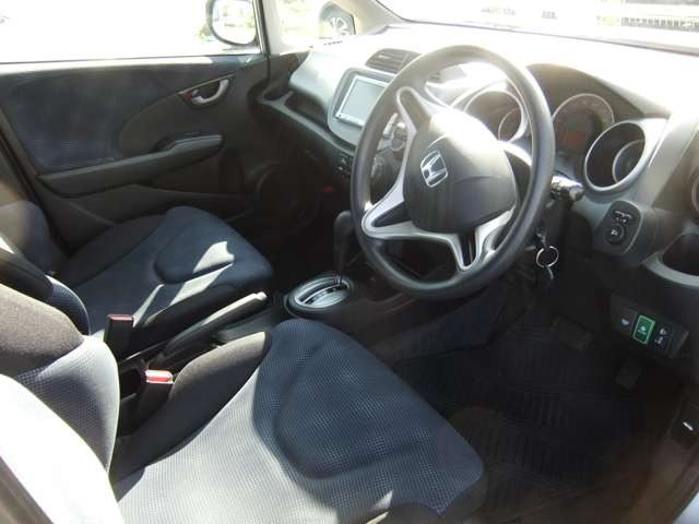 フィット1.3 G 4WD