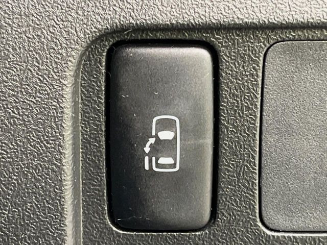 �y�p���[�X���C�h�h�A�z�X�}�[�g�L�[��^�]�Ȃ̃X�C�b�`�ŃX���C�h�h�A�̊J���\���d��������͂����ăh�A���J����K�v�������A���������q�l�ł��A�d���ו��������Ă��鎞�����N�ɊJ���߂ł��܂���