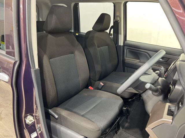 �^�]�Ȃ܂��ɂ͏\���ȃX�y�[�X������A�啿�ȕ��ł��������^�]���Ă�����������ł��B