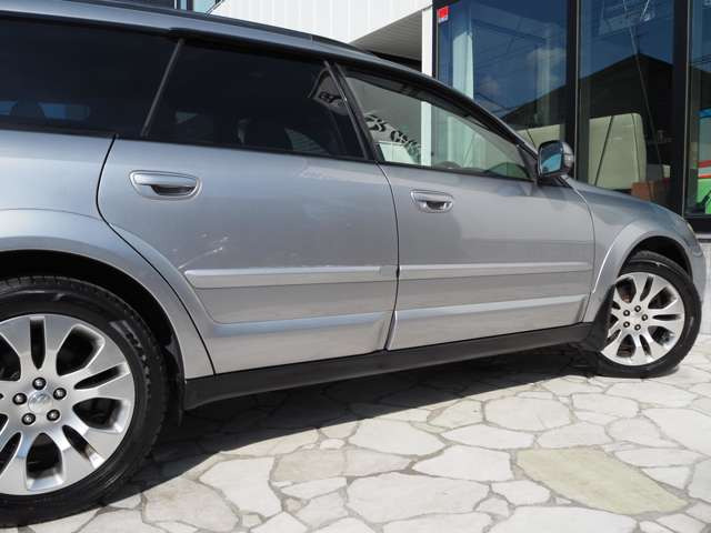 �܂��A�C������ߋ��̏�ԂȂǂ��C�ɂ����ꍇ�́A��O�ҋ@��AIS�ɂ�錵�����`�F�b�N���s�����Ƃ��\�ł�!�]���������s�ł��܂��̂ł��C�y�ɂ��\���t��������!