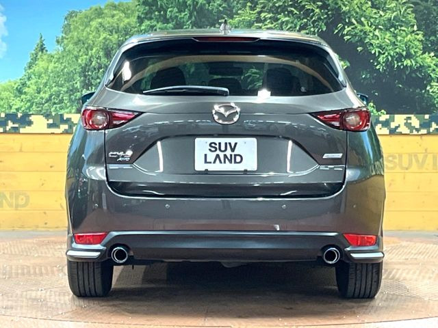 安心の最長10年・走行無制限保証(有償)をご用意。保証内容も充実はもちろん、無料点検&オイル交換や、年中無休の全国・24時間ロードサービスも付帯されておりますのでご安心下さい。