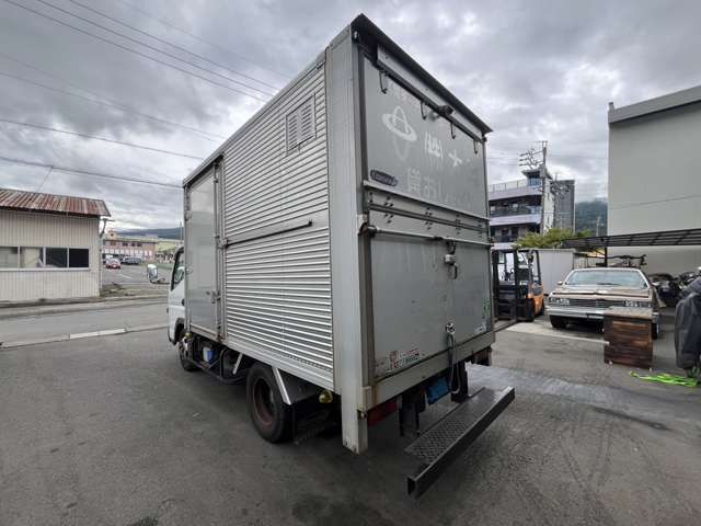 キャンターアルミバン