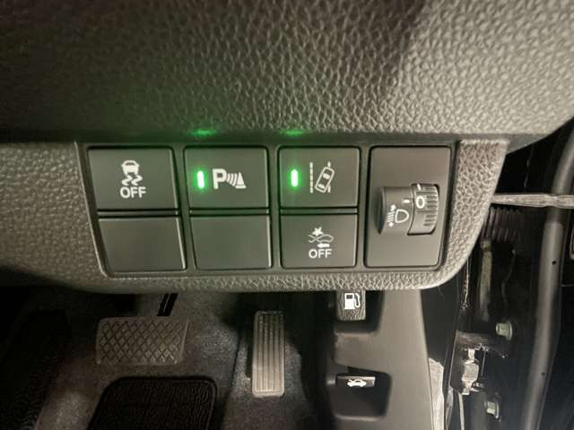 お車の機能や安全装備に関して気になる方は、ぜひ一度ご来店ください!その場でスタッフがご説明可能です!