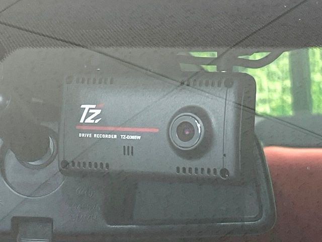 �y�h���C�u���R�[�_�[�z���S�E���S�ȃJ�[���C�t�ɕK�{�̃h���C�u���R�[�_�[�𑕔�!���s���͂������A������^�]�⎖�̂ɑ��������ۂ̏󋵂��f���ŋL�^���A����̃��X�N�ɔ����܂��B