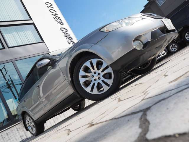 ���Ԃ̏�ԂŋC�ɂȂ镔�����������܂�����A���[���ɂČf�ڒ��ȊO�̉摜�⓮��������肷�邱�Ƃ��\�ł�!�J�[�Z���T�[�o�R�ɂĂ��₢���킹�������A���ڃ��[��:world_clovercars@yahoo.co.jp�܂ł��A����������