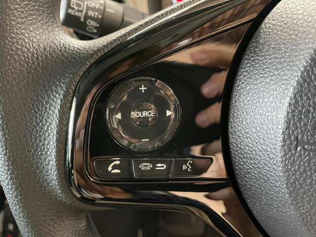 運転席周りに大きな傷、汚れ、へたりなどなく良質な状態です!