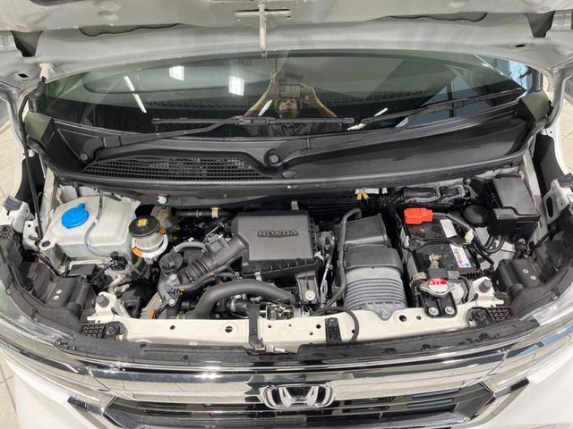 親切・丁寧な専門メカニックスタッフが応対!・車検・点検整備・事故等の修理などアフターサービスも安心。お車のカスタマイズもネクステージのサービススタッフまでご相談ください!