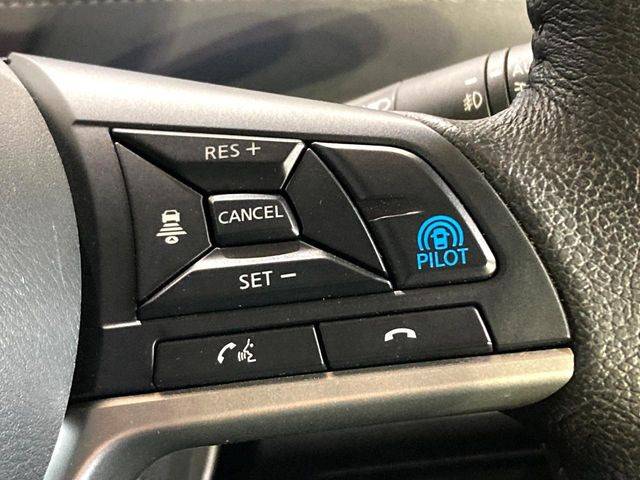 �y�v���p�C���b�g�z�������H�ł̒��������s���y��!!�a�؎��Ə��񑖍s�̃V�[���ŁA�A�N�Z���E�u���[�L�E�X�e�A�����O�������Ő��䂵�A�������^�]�̕��S���y�����Ă���܂���