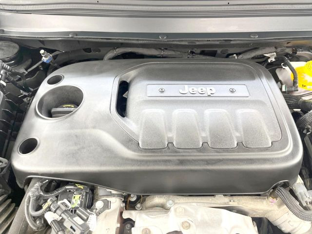 �����X�ł́A�e���[�J�[�̐�p�f�f�e�X�^�[�𓱓��B���Ǝ��i�����e�N�j�J���X�^�b�t���풓���Ă���܂��̂ŁA������̍ۂɂ����S���Ă����p���������܂��B