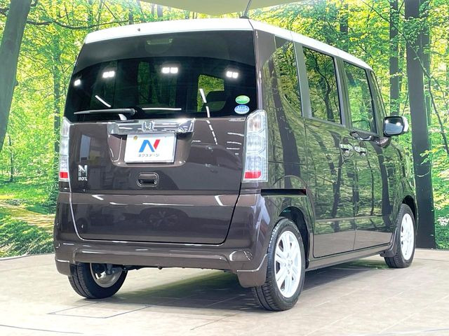 ☆全国のネクステージからお取り寄せが可能※!遠方の店舗に展示してあるクルマが気になる場合も、最寄りの店舗でご覧いただくことが可能です!是非私たちに要望をお聞かせください!※別途費用