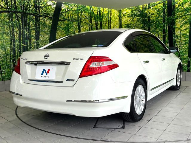 ☆全国のネクステージからお取り寄せが可能※!遠方の店舗に展示してあるクルマが気になる場合も、最寄りの店舗でご覧いただくことが可能です!是非私たちに要望をお聞かせください!※別途費用