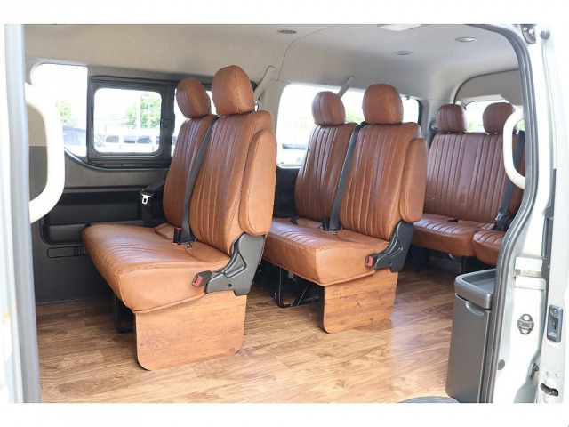 ハイエース2.7 GL ロング ミドルルーフ 4WD