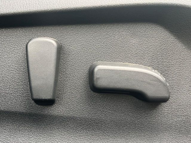 �y�p���[�V�[�g�z�X�C�b�`��ŊȒP�ɃV�[�g�̔��������\!�d��������͂�����܂���!���K�ȃV�[�g�|�W�V�����ɃZ�b�g���āA���K�ȃh���C�u�����y���݂��������B