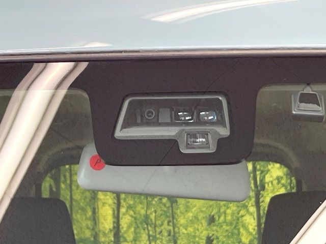 �y�X�Y�L �Z�[�t�e�B�T�|�[�g�z���s���ɑO���̎ԗ�����F�����A�Փ˂������Ȏ��͌x��ƃu���[�L�ŏՓˉ���Ɣ�Q�y�����A�V�X�g�B�����S�Ƀh���C�u�����y���݂��������܂��B