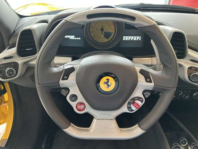 フェラーリ 458イタリア F1 DCT LEDステアリング アルテック