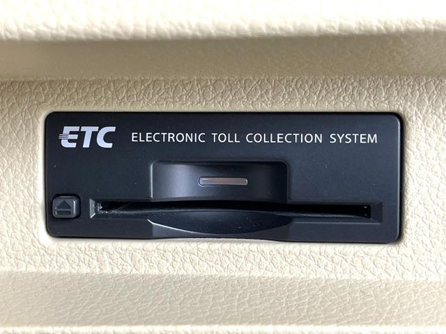 【ETC】高速道路の料金所をストレスなく通過!話題のスポットやサービスエリアに多い「スマートIC」利用時は必須のアイテムです。当店でセットアップを実施、ご納車当日からすぐにご利用いただけます!