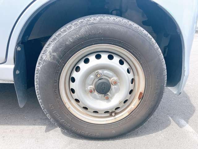 お好みのタイヤ・ホイールへのカスタムもお答えいたします!ご希望の際には当店スタッフまでお気軽にご相談下さい♪