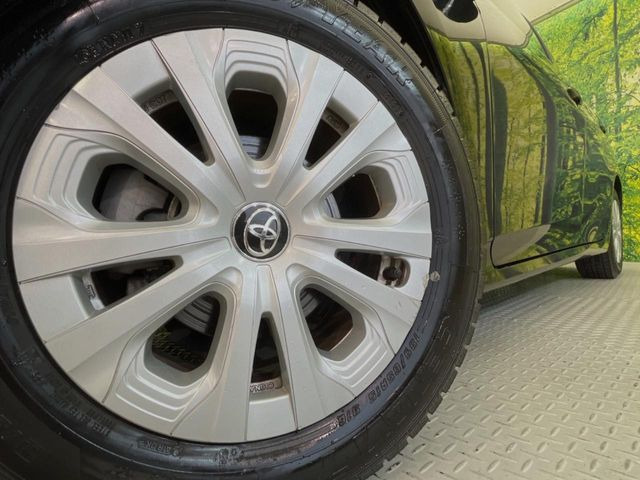 【15インチアルミホイール】外観にマッチしたアルミホイールを装着しております。各種アルミホイールや、スタッドレスタイヤも取扱いしております。是非ご相談ください♪