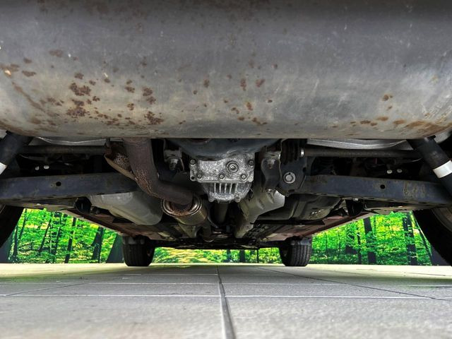 下回りがきれいなうちに、防錆加工の施工がオススメ。降雪地域はもちろん、沿岸部にお住いの方や、趣味でマリン・ウィンタースポーツをされる方にご好評いただいております。