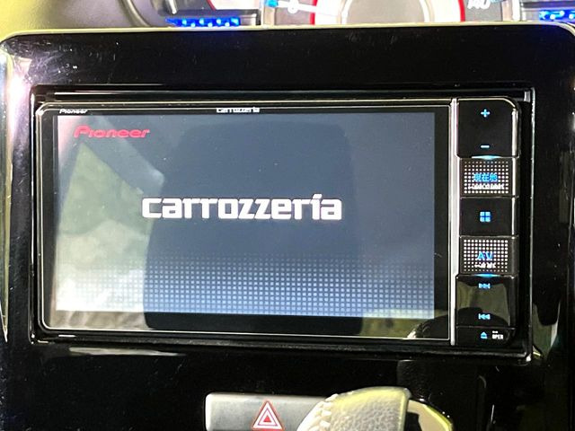 �y�i�r�Q�[�V�����z�g���₷���i�r�ŖړI�n�܂ł�������ē����Ă���܂��B�e��I�[�f�B�I�Đ��@�\���[�����Ă���A���Ԃ̉^�]������Ɋy�����Ȃ�܂�!!