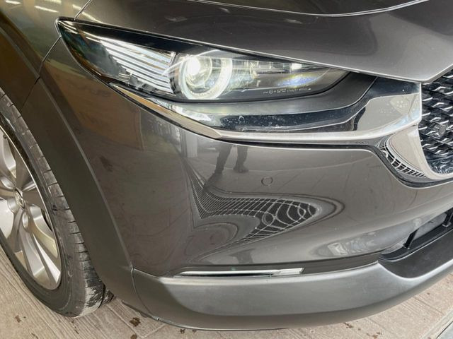 �yLED�w�b�h���C�g�z���V����ԑ��s�����ǍD�Ȏ��E���m�ۂ����S���ĉ^�]�ł��鍂�P�xLED�w�b�h���C�g�𑕔�!�_�����x�������A����d�͂��}�����Ă��܂��B