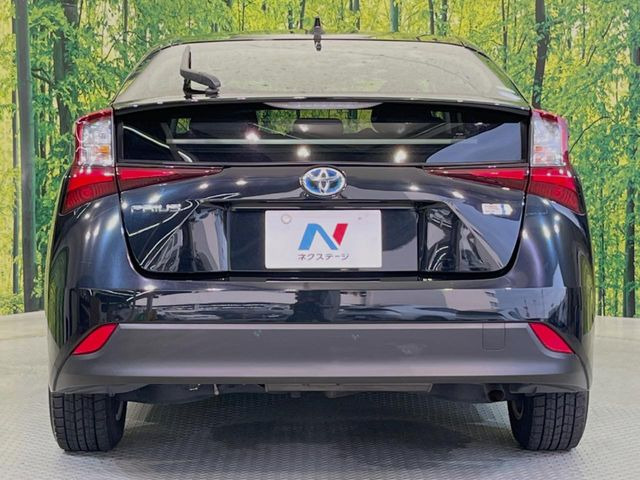 安心の最長10年・走行無制限保証(有償)をご用意。保証内容も充実はもちろん、無料点検&オイル交換や、年中無休の全国・24時間ロードサービスも付帯されておりますのでご安心下さい。