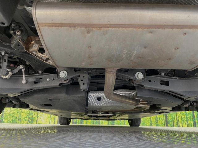 下回りがきれいなうちに、防錆加工の施工がオススメ。降雪地域はもちろん、沿岸部にお住いの方や、趣味でマリン・ウィンタースポーツをされる方にご好評いただいております。