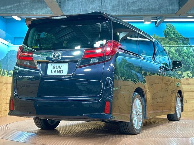 ☆全国のネクステージからお取り寄せが可能※!遠方の店舗に展示してあるクルマが気になる場合も、最寄りの店舗でご覧いただくことが可能です!是非私たちに要望をお聞かせください!※別途費用