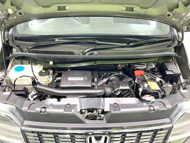 親切・丁寧な専門メカニックスタッフが応対!・車検・点検整備・事故等の修理などアフターサービスも安心。お車のカスタマイズもネクステージのサービススタッフまでご相談ください!