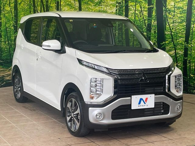 大好評のボディコーティング「弾スプラッシュコート」もご納車までに施工可能。通常のガラスコートと異なる、耐久年数6年の無機質ガラスコーティングが、ボディをキレイな状態に保ってくれます。