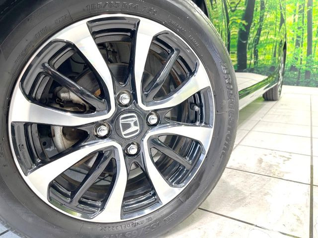 【純正14インチアルミホイール】外観にマッチした純正アルミホイールを装着しております。各種社外アルミホイールや、スタッドレスタイヤも取扱いしております。是非ご相談ください♪