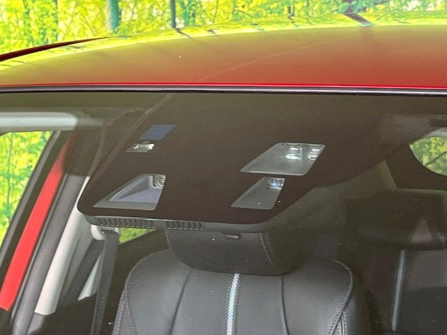 �y�X�}�[�g�V�e�B�u���[�L�T�|�[�g�z�ᑬ���s���ɑO���̎ԗ�����F�����A�Փ˂������Ȏ��͌x��ƃu���[�L�ŏՓˉ���Ɣ�Q�y�����A�V�X�g�B�����S�Ƀh���C�u�����y���݂��������܂��B