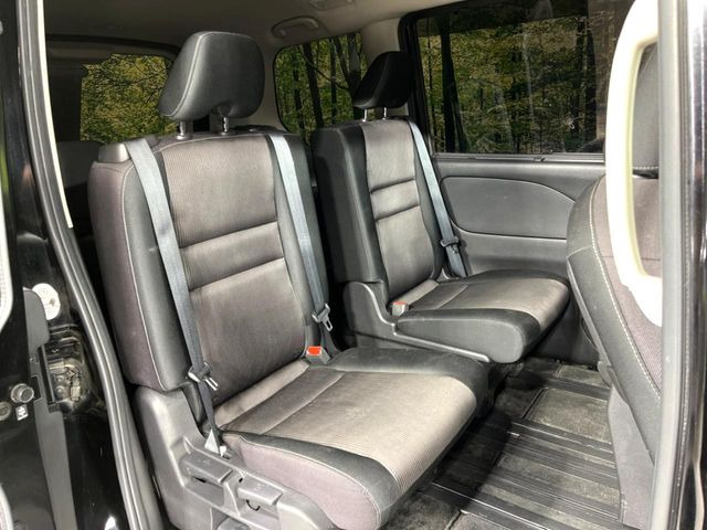 ���ڒ����̓E�H�[�N�X���[�ƂȂ��Ă���܂��B���ڂƎO��ڂ̈ړ�����~�肪�Ƃ��Ă��y�ɂȂ�̂ŁA���~��̍ۂ��X�g���X�������邱�Ƃ͂���܂����