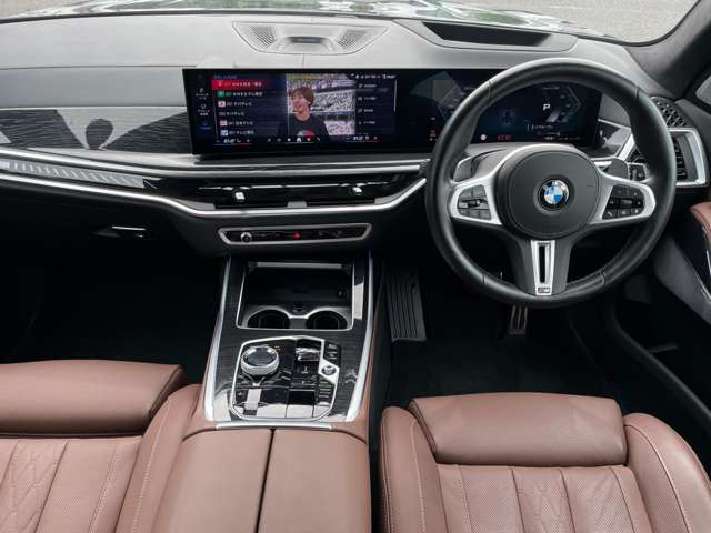 X7M60i xドライブ 4WD