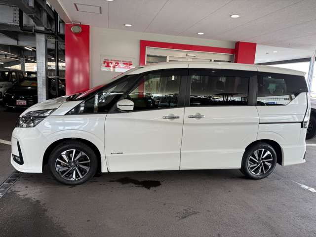 セレナ2.0 ハイウェイスターV