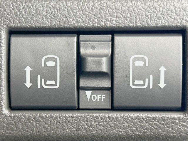 �y�����p���[�X���C�h�h�A�z�X�}�[�g�L�[��^�]�Ȃ̃X�C�b�`�Ō�ȗ����X���C�h�h�A�̊J���\���d��������͂����ăh�A���J����K�v�������A�����Ȃ��q�l�ł��ȒP�ɊJ���߂ł����K�ł���