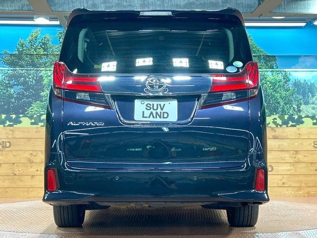 安心の最長10年・走行無制限保証(有償)をご用意。保証内容も充実はもちろん、無料点検&オイル交換や、年中無休の全国・24時間ロードサービスも付帯されておりますのでご安心下さい。