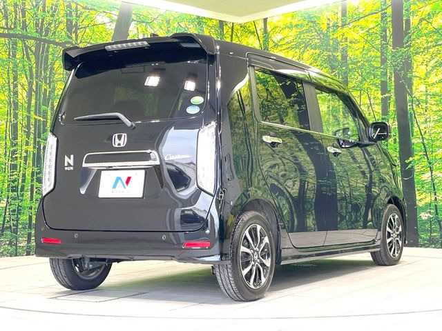 ☆全国のネクステージからお取り寄せが可能※!遠方の店舗に展示してあるクルマが気になる場合も、最寄りの店舗でご覧いただくことが可能です!是非私たちに要望をお聞かせください!※別途費用