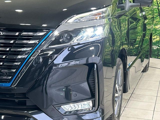 �yLED�w�b�h���C�g�z���V����ԑ��s�����ǍD�Ȏ��E���m�ۂ����S���ĉ^�]�ł��鍂�P�xLED�w�b�h���C�g�𑕔�!�_�����x�������A����d�͂��}�����Ă��܂��B