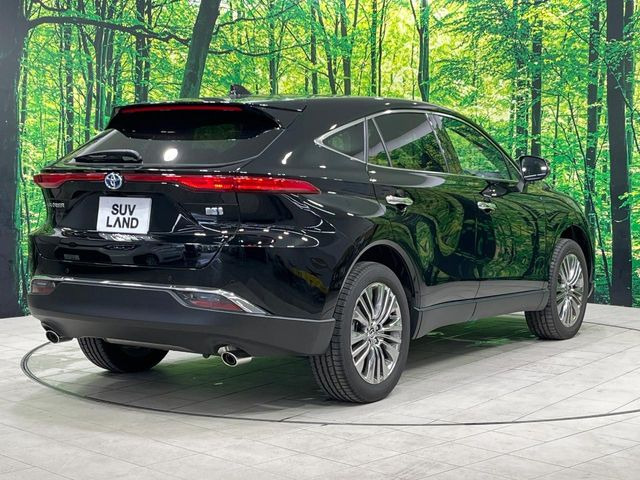 ☆全国のネクステージからお取り寄せが可能※!遠方の店舗に展示してあるクルマが気になる場合も、最寄りの店舗でご覧いただくことが可能です!是非私たちに要望をお聞かせください!※別途費用