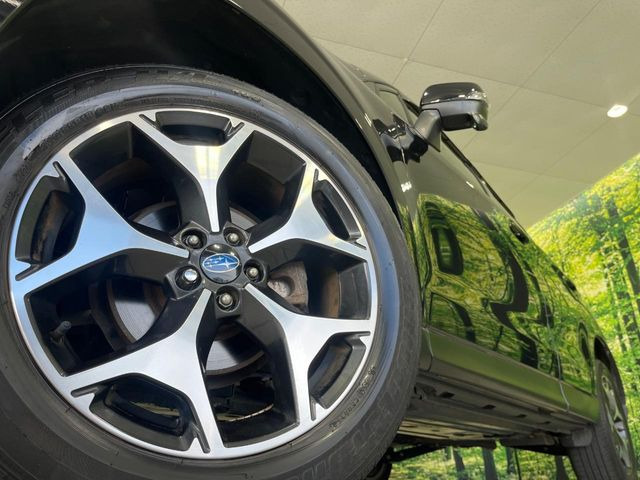 �y�O���[�h��p����18�C���`�A���~�z�C�[���z�f�U�C�����̍��������A���~�z�C�[���𑕒����Ă���܂��B�e��ЊO�A���~�z�C�[����A�X�^�b�h���X�^�C�����戵�����Ă���܂��B���񂲑��k����������