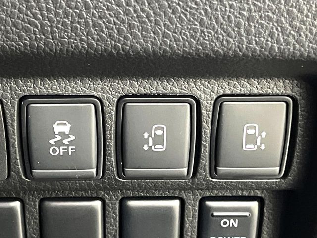 �y�����p���[�X���C�h�h�A�z�X�}�[�g�L�[��^�]�Ȃ̃X�C�b�`�Ō�ȗ����X���C�h�h�A�̊J���\���d��������͂����ăh�A���J����K�v�������A�����Ȃ��q�l�ł��ȒP�ɊJ���߂ł����K�ł���