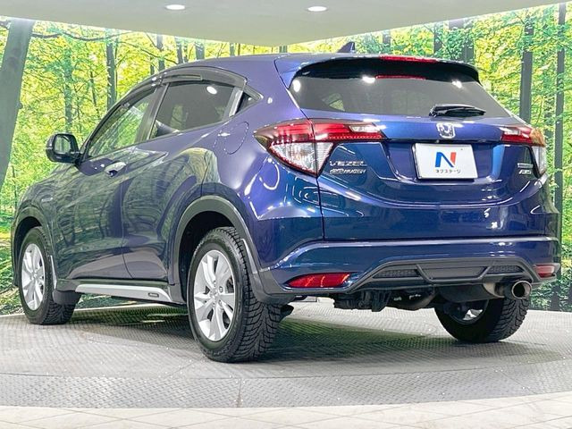 ☆全国のネクステージからお取り寄せが可能※!遠方の店舗に展示してあるクルマが気になる場合も、最寄りの店舗でご覧いただくことが可能です!是非私たちに要望をお聞かせください!※別途費用