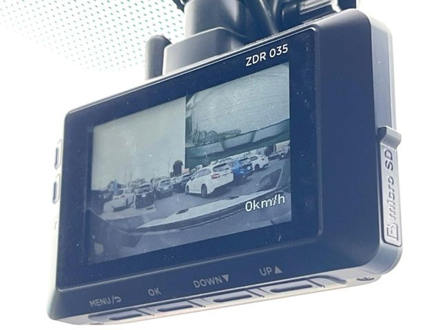 �y�h���C�u���R�[�_�[�z���S�E���S�ȃJ�[���C�t�ɕK�{�̃h���C�u���R�[�_�[�𑕔�!���s���͂������A������^�]�⎖�̂ɑ��������ۂ̏󋵂��f���ŋL�^���A����̃��X�N�ɔ����܂��B