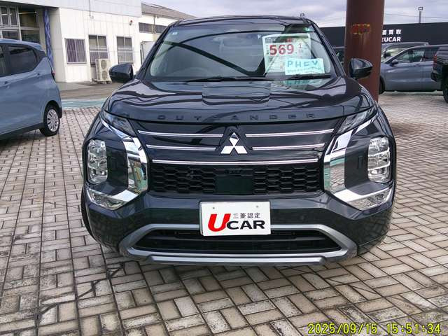 アウトランダーPHEV 2.4 P 4WD