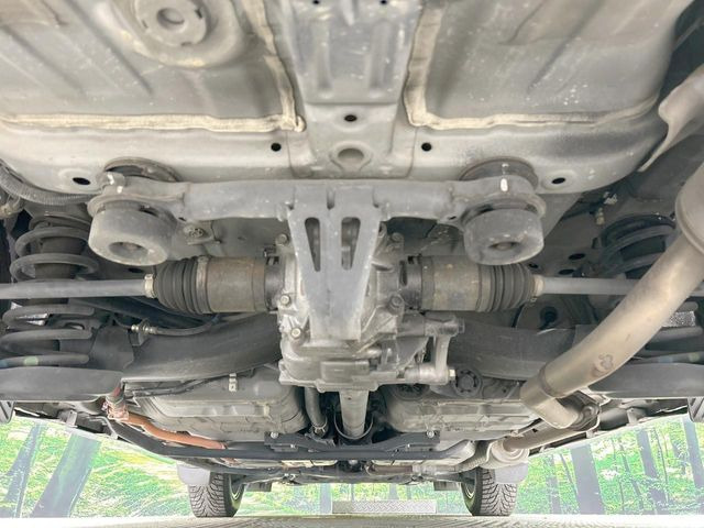 下回りがきれいなうちに、防錆加工の施工がオススメ。降雪地域はもちろん、沿岸部にお住いの方や、趣味でマリン・ウィンタースポーツをされる方にご好評いただいております。