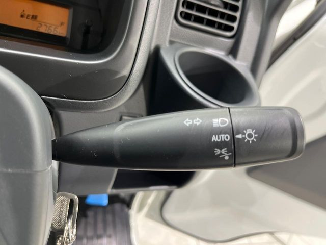 �y�I�[�g���C�g�z����̖��邳�ɉ����Ď����Ńw�b�h���C�g�̓_���E�������ł���@�\�ł�!���C�g�̕t���Y��E�����Y��Ȃǂ������Ȃ�A�J�̓���[���̑��s�����S!�g���l���ʉߎ����֗��ł��ˁ�