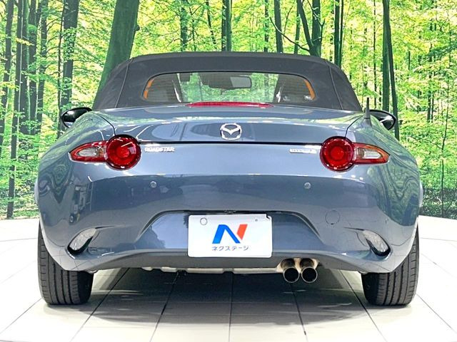 安心の最長10年・走行無制限保証(有償)をご用意。保証内容も充実はもちろん、無料点検&オイル交換や、年中無休の全国・24時間ロードサービスも付帯されておりますのでご安心下さい。